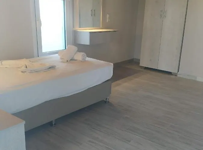 Karantola Kallirachi Lejlighed *