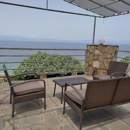 Karantola Kallirachi *