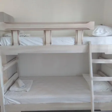 Karantola Kallirachi *