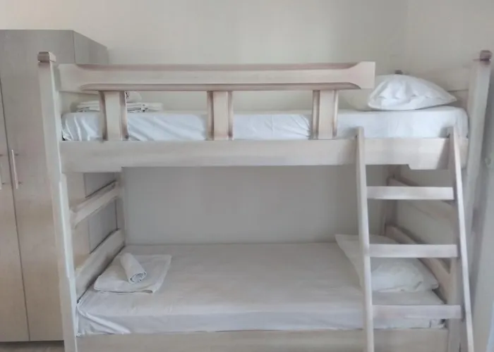 Karantola Kallirachi *